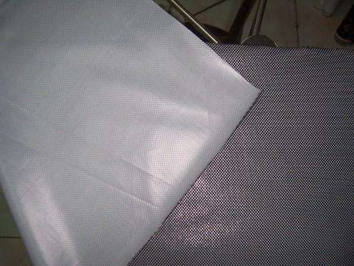 纺织,皮革  本公司的特殊复合工艺,可有效的保持功能性面料的防水